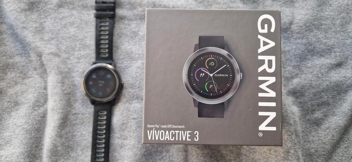 Garmin vívoactive 3, Bijoux, Sacs & Beauté, Montres de sport, Utilisé, Enlèvement ou Envoi