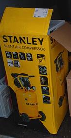 Stanley compressor silent 50 L - 8 bar, Doe-het-zelf en Bouw, Compressors, Ophalen, Zo goed als nieuw