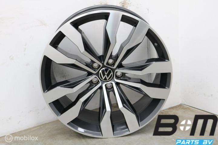 ORIGINEEL! 1 losse 20 inch velg VW Tiguan 5NA 5NA601025E, Auto-onderdelen, Banden en Velgen, Velg(en), Gebruikt