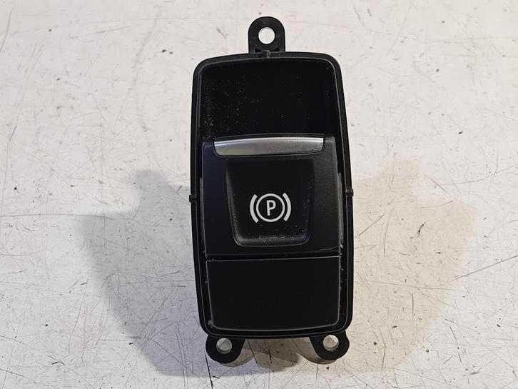 HANDREMSCHAKELAAR BMW X1 (F48) (01-2014/06-2022) (6822523), Auto-onderdelen, Interieur en Bekleding, BMW, Gebruikt