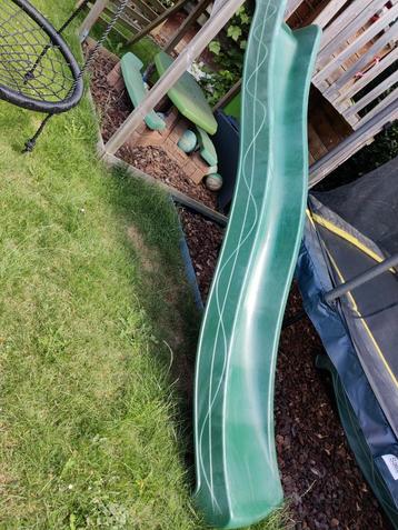 Glijbaan  beschikbaar voor biedingen