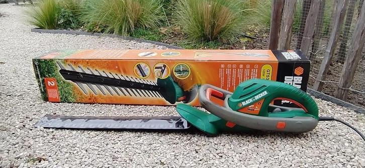 Elektrische heggenschaar (Merk: Black & Decker), Tuin en Terras, Heggenscharen, Gebruikt, Elektrisch, Ophalen