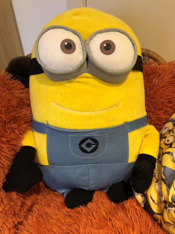 Minions kussen + dekbedovertrek + knuffel, Kinderen en Baby's, Kinderkamer | Beddengoed, Zo goed als nieuw, Dekbedovertrek, Overige kleuren