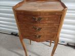 table de nuit (marqueterie), Maison & Meubles, 70 cm ou plus, Moins de 45 cm, Enlèvement, Utilisé