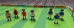 PLAYMOBIL JOUEURS DE FOOTBALL + terrain pour pieces offert, Enlèvement ou Envoi, Utilisé, Ensemble complet