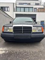 Mercedes 230 benzine oldtimer 237 000 km 1992, Auto's, Automaat, Blauw, Bedrijf, Berline