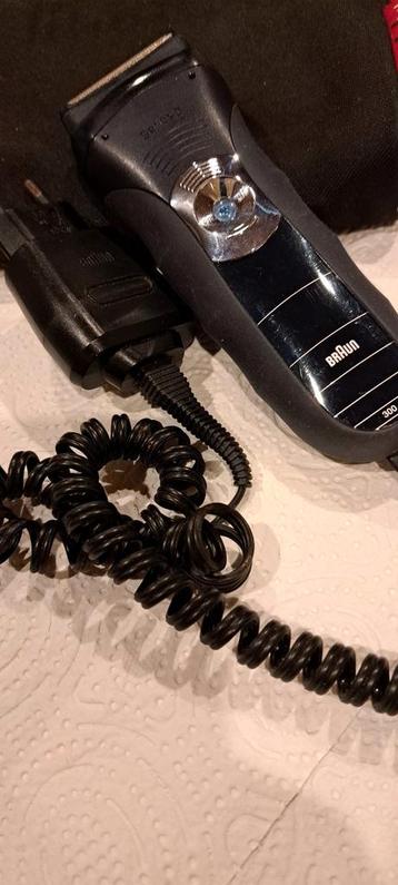 BRAUN SCHEERAPPARATEN 2 STUKS  beschikbaar voor biedingen
