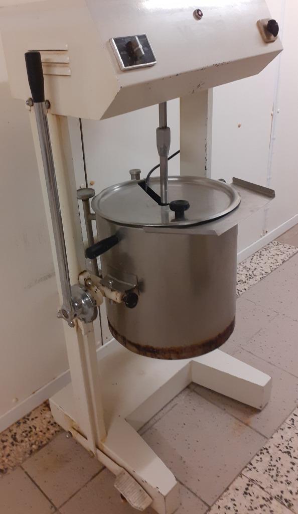 urgent ! BOULANGERIE AUTOCUISEUR VEMA 20 LITRES, Zakelijke goederen, Horeca | Food, Brood en Banket, Ophalen