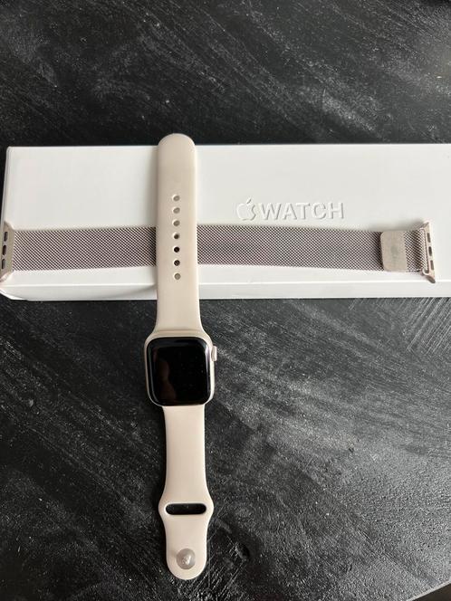Apple watch series 7 41mm starlight, Bijoux, Sacs & Beauté, Montres connectées, Comme neuf, iOS, Argent, Distance, Bandage calorique