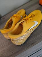 Voetbalschoenen, Ophalen