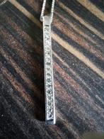 Swarovski ketting, Ophalen