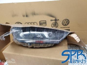 SPORTSVAN BI-XENON LED Koplamp ORIGINEEL RECHTS 517941754A beschikbaar voor biedingen