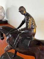 Massief bronzen beeld – Jockey te paard beeld 2, Antiek en Kunst, Ophalen
