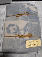 couverture 100% laine vierge 210x160, Enlèvement, Couverture ou Couette, Bleu, Une personne