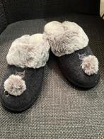 Pantoffels, Slippers, Nieuw, Ophalen of Verzenden, Grijs