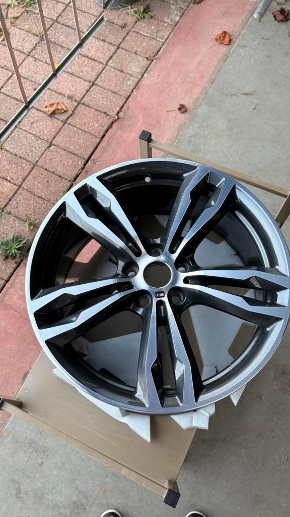 BMW Styling 572 19” M jantes, Autos : Pièces & Accessoires, Pneus & Jantes, Jante(s), 19 pouces, Révisé, Enlèvement