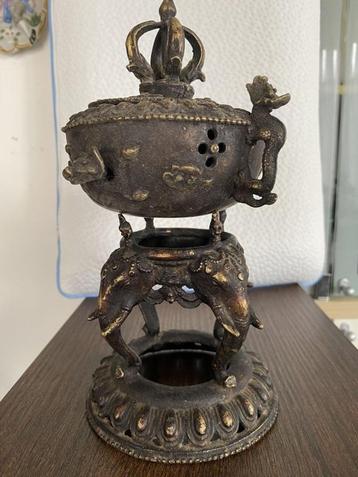 Brûle-encens, bronze à cire perdue, art bouddhiste Newar