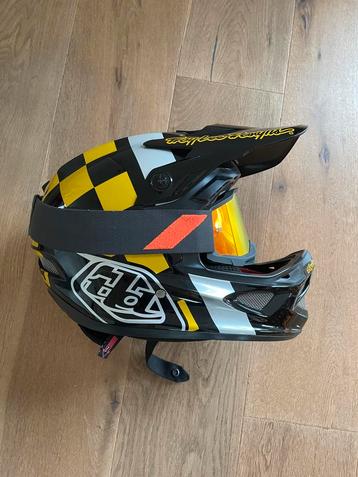 Troy Lee Designs BMX helm beschikbaar voor biedingen