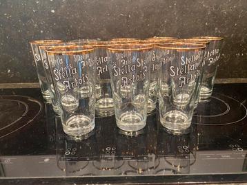 12 x Stella Artois boerkes beschikbaar voor biedingen