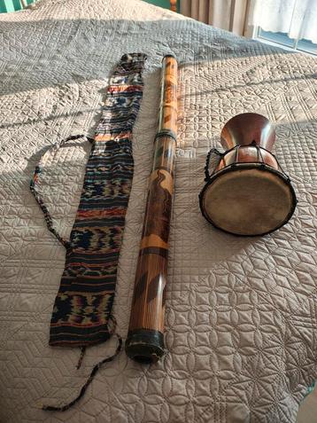 Djembé + didgeridoo beschikbaar voor biedingen
