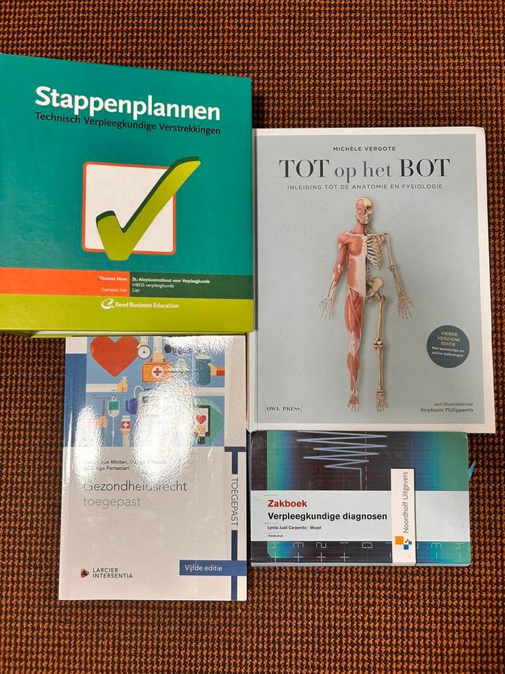 Verpleegkunde studieboeken – goede staat (set of apart), Boeken, Wetenschap, Zo goed als nieuw, Ophalen of Verzenden