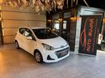 Hyundai i10 1.0i *CARPLAY / AIRCO / CARNET COMPLET*, Voorwielaandrijving, Stof, Gebruikt, Wit