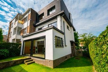 Maison à louer à Watermael-Boitsfort, 5 chambres beschikbaar voor biedingen