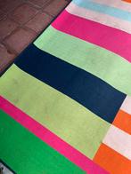 Kleurrijk tapijt gladgeweven, Enlèvement, Utilisé