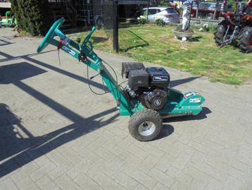 Demo Stronkenfrees  met benzine motor 15 pk beschikbaar voor biedingen