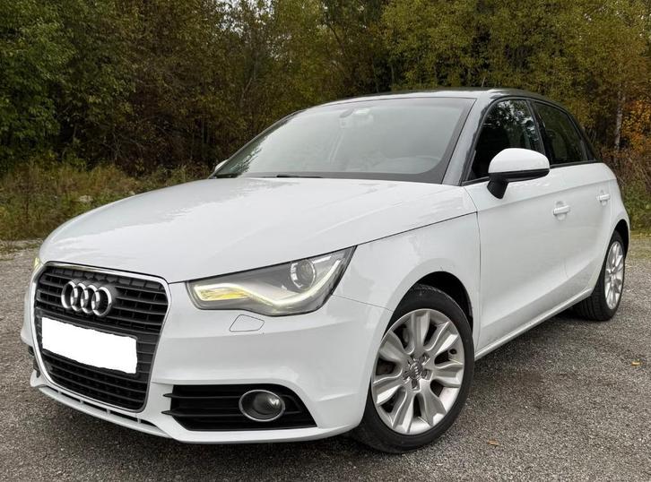 Audi A1 Sportback 1,4  Ambition, Auto's, Audi, Particulier, A1, Benzine, Coupé, 5 deurs, Automaat, Wit, Zwart, Leder en Alcantara