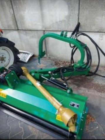 NIEUWE klepelmaaier verstek met arm hydraulisch! 100-125 beschikbaar voor biedingen