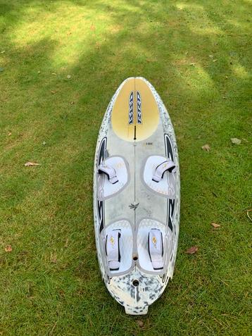 Rrd slalom, Watersport en Boten, Windsurfen, Ophalen, Minder dan 250 cm, Met vin(nen), Plank