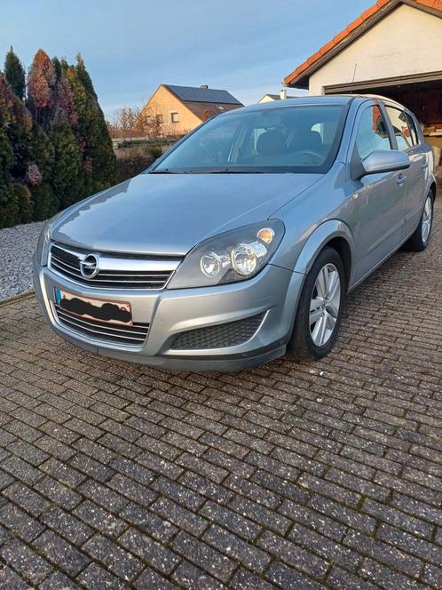 Opel astra, Auto's, Opel, Particulier, Astra, Diesel, Handgeschakeld, Zwart, Stof, Ophalen