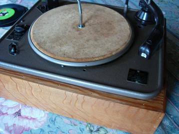 Garrard R.C.75A Herziene volledig automatische wisselaar beschikbaar voor biedingen