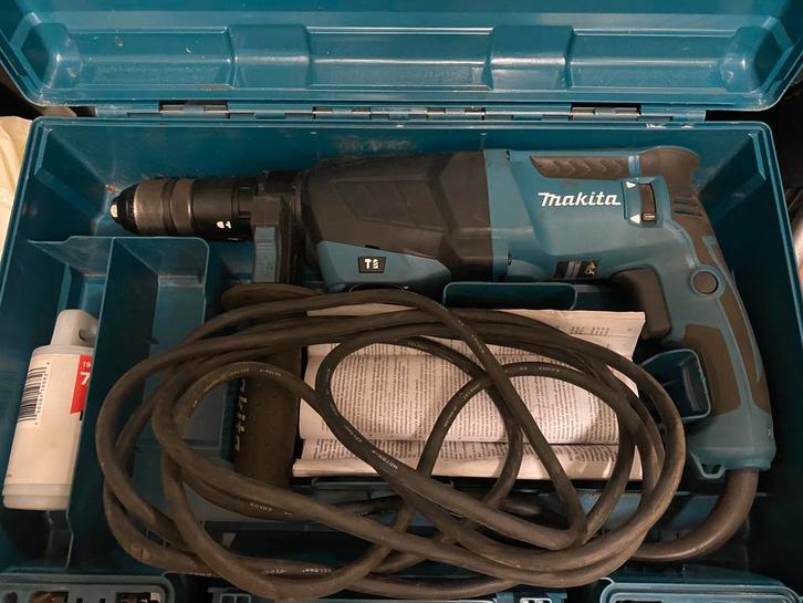 Makita HR2630T boor- en breekhamer – in perfecte staat, Doe-het-zelf en Bouw, Gereedschap | Boormachines, Zo goed als nieuw, Ophalen of Verzenden
