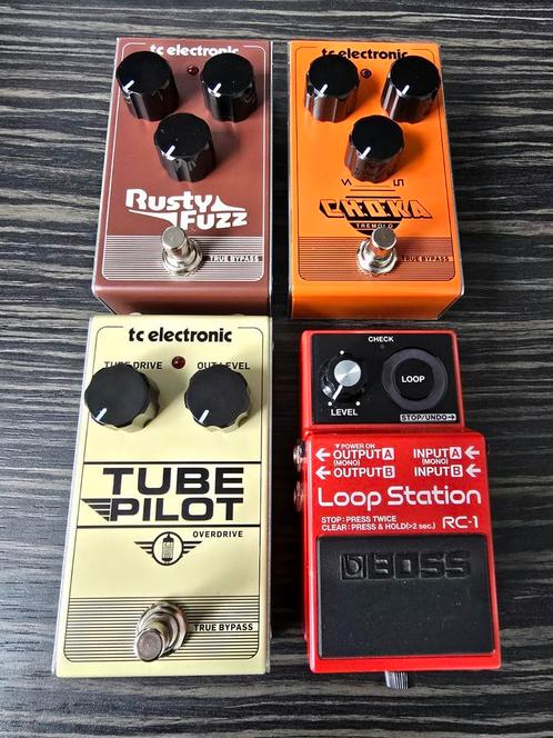4 effectpedalen in gloednieuwe staat!, Muziek en Instrumenten, Effecten, Zo goed als nieuw, Ophalen