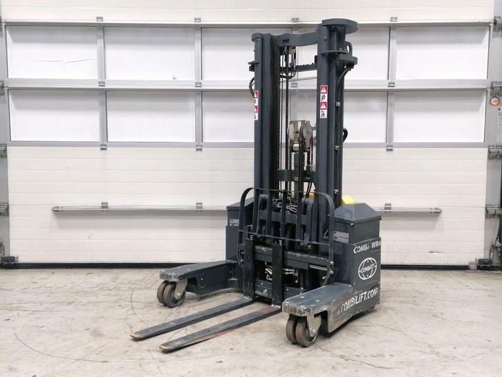 COMBILIFT WR4, Zakelijke goederen, Machines en Bouw | Heftrucks en Intern transport, Zijlader, Elektrisch, 1000 tot 2000 kg