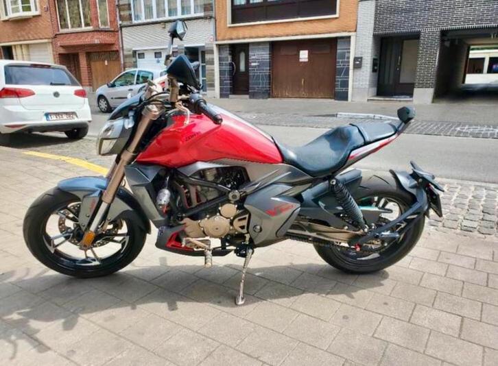 Zontes 310 V, Motos, Motos | Marques Autre, Particulier, Autre, 12 à 35 kW, 1 cylindre, Permis Moto A2 minimum, ABS, Éclairage LED