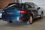 Skoda Superb 1.6 CR TDi DSG Navi Camera Trekhaak LED Automaa, Auto's, Skoda, Stof, Gebruikt, 4 cilinders, Bedrijf