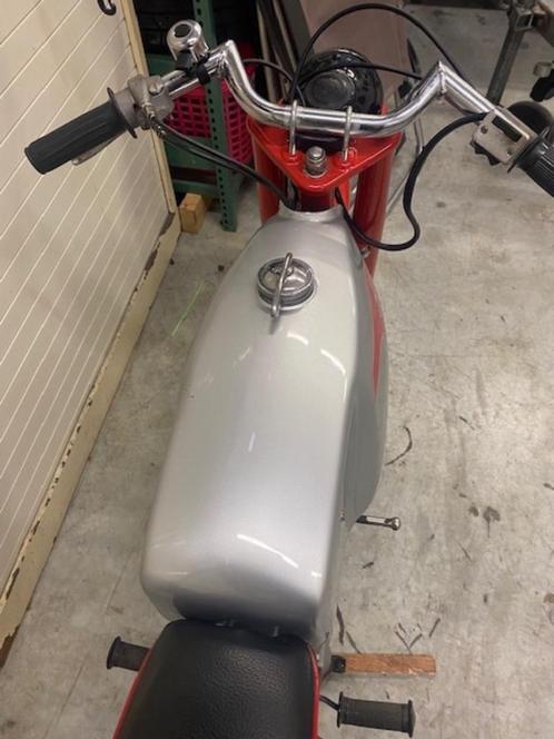 Motoguzzi Dingo 49cc zeldzaam, Fietsen en Brommers, Brommers | Oldtimers, Overige merken, Klasse B (45 km/u), Ophalen