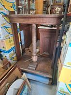 Eiken boeken,linnengoed pers 1880´afhalen Geel gelijkvloers, Ophalen