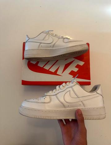 Nike Air Force 1 Low Wit — Maat 42 beschikbaar voor biedingen