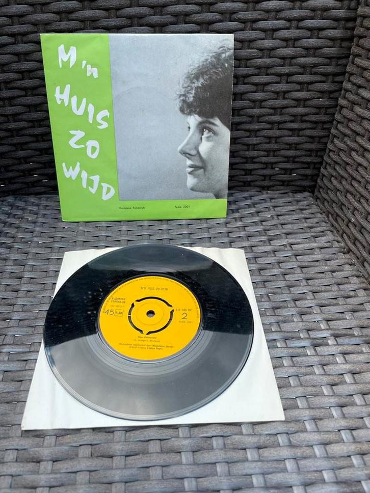 7” single Het Angelakoor: m’n huis zo wijd, CD & DVD, Vinyles | Néerlandophone, Comme neuf, Enlèvement ou Envoi