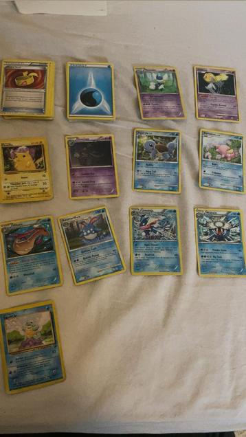 Pokémon Kaarten Bundle – 40+ kaarten! beschikbaar voor biedingen
