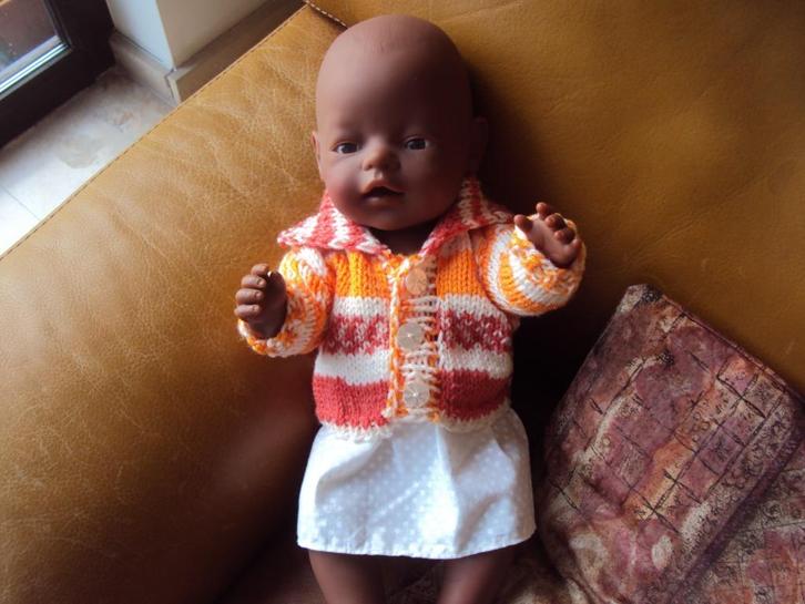 Poppenkleertjes - Poppenkleedjes - gebreid vestje, Kinderen en Baby's, Speelgoed | Poppen, Nieuw, Overige typen, Ophalen of Verzenden
