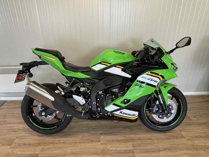 kawasaki ninja zx4rr, Motoren, Motoren | Kawasaki, Bedrijf, Sport, meer dan 35 kW, 4 cilinders, ABS, Quickshifter, Ophalen