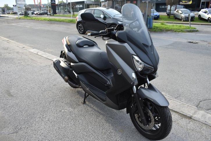 Yamaha X max 400 ABS Akrapovic et 6700 km "Moto46 ", Motoren, Motoren | Yamaha, Bedrijf, Scooter, 12 t/m 35 kW, 1 cilinder, ABS