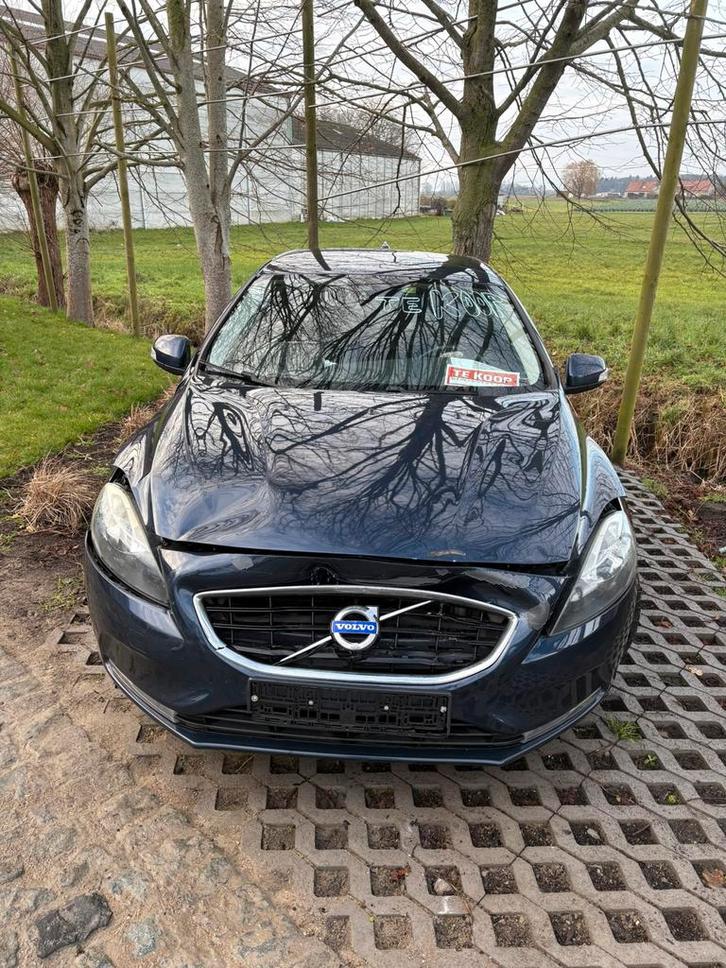 Volvo v40 d2, Auto's, Volvo, Particulier, V40, Diesel, Euro 5, Break, 5 deurs, Handgeschakeld, Blauw, Zwart, Stof, Voorwielaandrijving