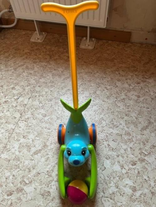 2 loopspeeltjes spin en zeehond, Kinderen en Baby's, Speelgoed | Babyspeelgoed, Zo goed als nieuw, Mobiel, Ophalen of Verzenden