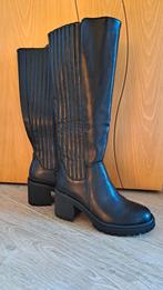 Neuves! Bottes noires 37, Neuf, Enlèvement ou Envoi, Bottes hautes, Noir